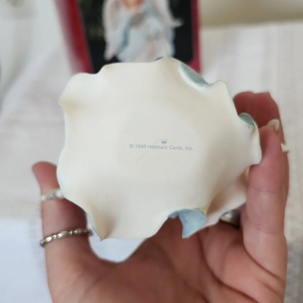 Hallmark keepsake big angel with wings ornament 'joyful messenger' anniversary